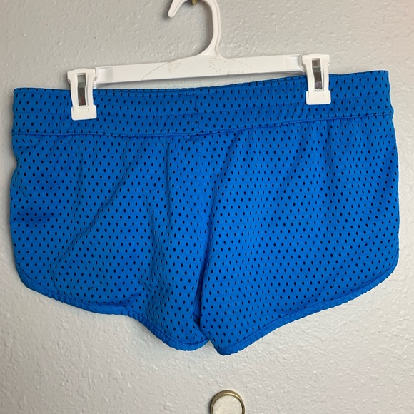 Nike Women’s Running Shorts - Picture 2 of 2